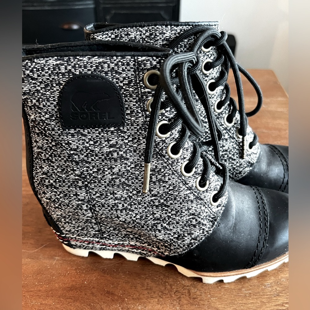 Sorel Joan of Arctic 1964 Premium Wedges